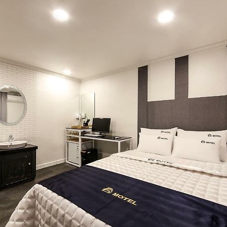 Prince Motel Busan Esterno foto