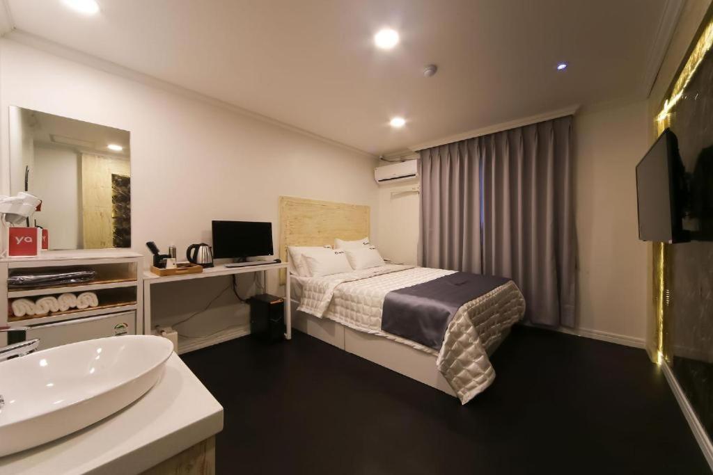 Prince Motel Busan Esterno foto